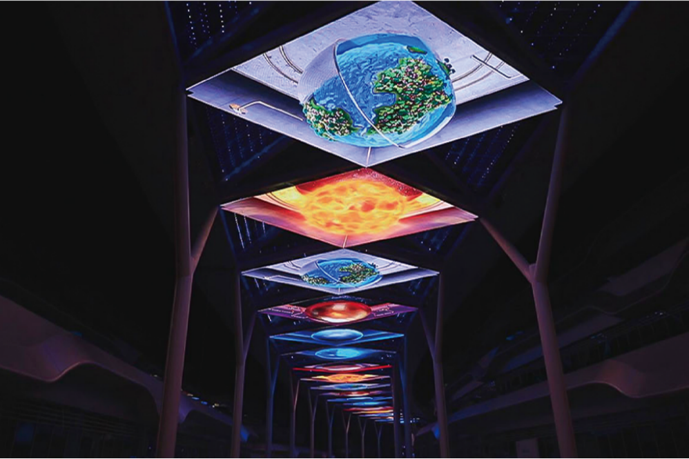 LED显示屏透明屏与天幕的独特组合应用